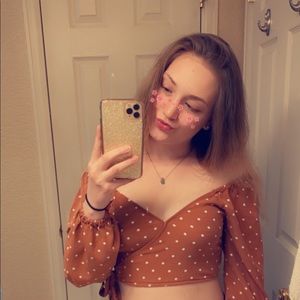 Meet your Posher, Jade